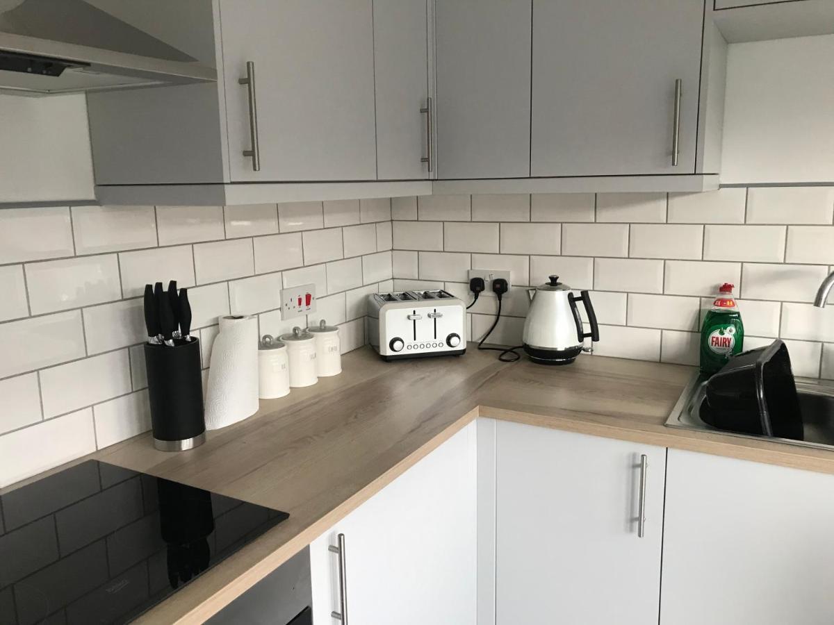 Property Hunter 25 Дарлингтон Экстерьер фото